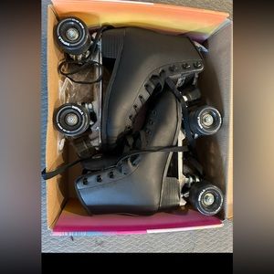 Impala roller skates